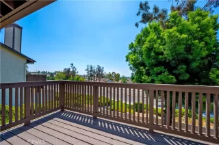 Photo #5: OC23117883 Listing 