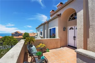 Photo #1: OC23118030 Listing 