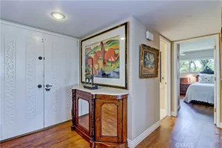 Photo #2: OC23118171 Listing