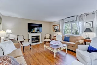 Photo #6: OC23118171 Listing