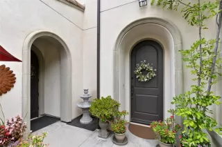 Photo #6: OC23118182 Listing 