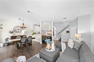 Photo #5: OC23118208 Listing