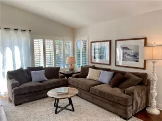 Photo #1: OC23118929 Listing 