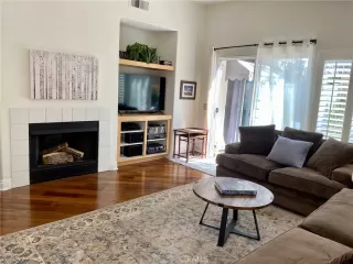 Photo #2: OC23118929 Listing 