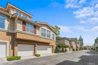 Photo #2: OC23119074 Listing 