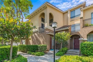 Photo #3: OC23119074 Listing 