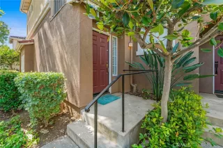 Photo #4: OC23119074 Listing 