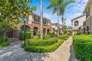 Photo #5: OC23119074 Listing 