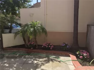 Photo #5: OC23119243 Listing 