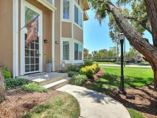 Photo #1: OC23119471 Listing 