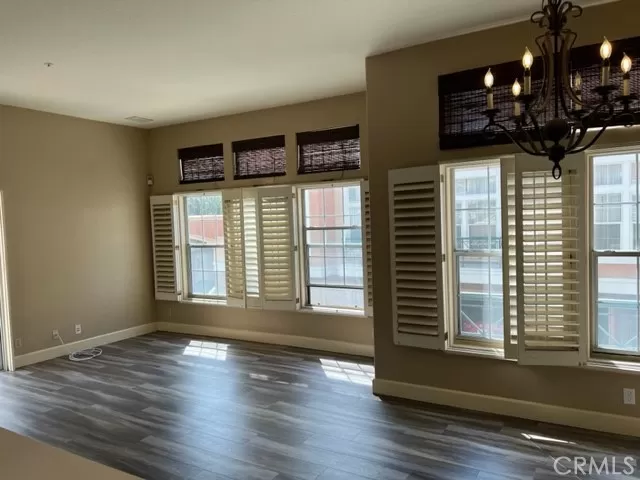 MLS: OC23119534 Condo For Sale