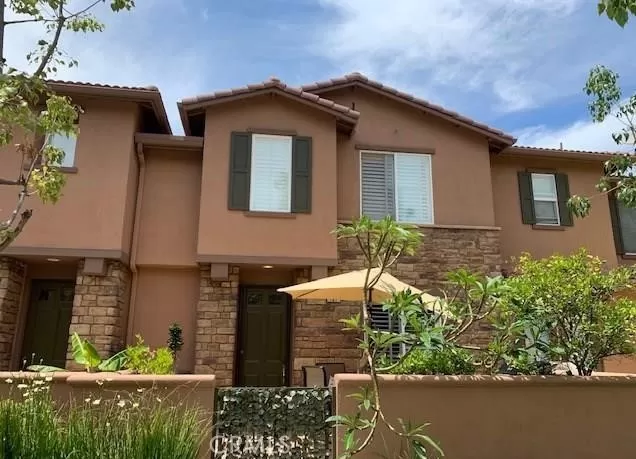 MLS: OC23119551 Condo For Sale