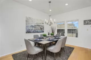 Photo #6: OC23119604 Listing