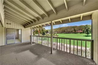 Photo #3: OC23119786 Listing