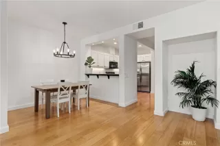 Photo #1: OC23120323 Listing 