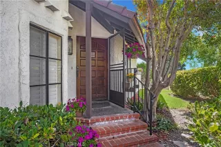 Photo #6: OC23120381 Listing 