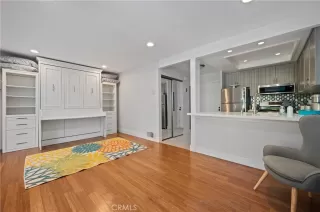 Photo #6: OC23120404 Listing 