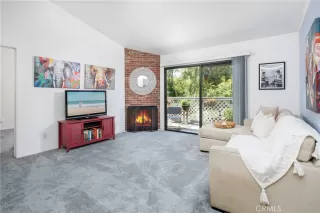 Photo #4: OC23120420 Listing 