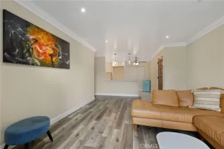 Photo #2: OC23120564 Listing 