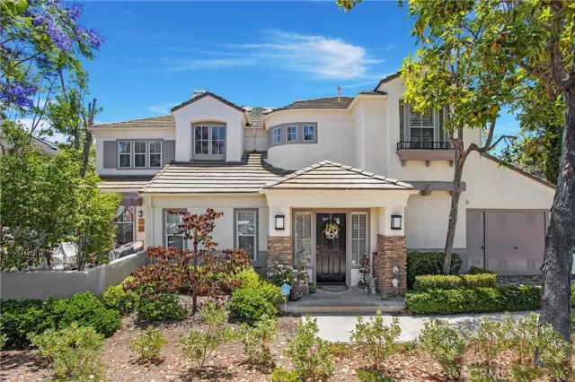 MLS: OC23120647 Condo For Sale