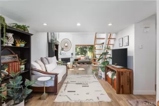 Photo #5: OC23120689 Listing 