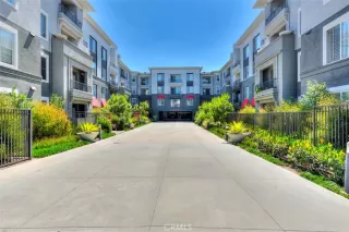 Photo #2: OC23120897 Listing 