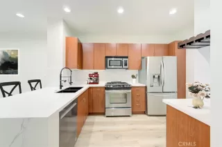 Photo #5: OC23120897 Listing 