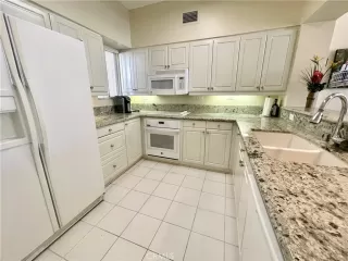 Photo #4: OC23120909 Listing 