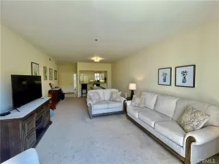 Photo #5: OC23120909 Listing 