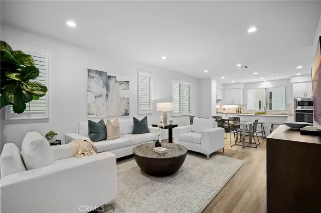 MLS: OC23121028 Condo For Sale