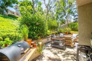 Photo #3: OC23121359 Listing