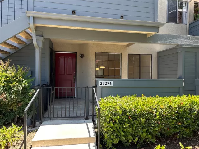 MLS: OC23121645 Condo For Sale