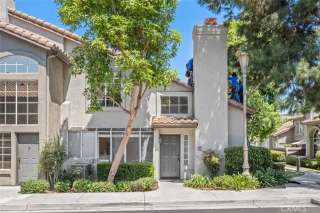 MLS: OC23121691 Condo For Sale