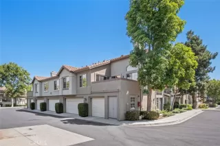 Photo #2: OC23121691 Listing