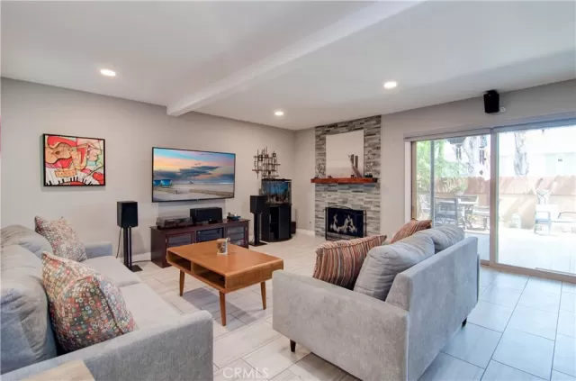 MLS: OC23121751 Condo For Sale