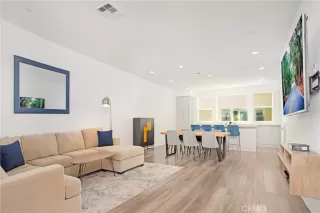 Photo #6: OC23121965 Listing 