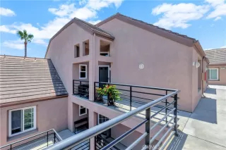 Photo #2: OC23122078 Listing