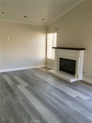 Photo #4: OC23122841 Listing 