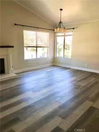 Photo #5: OC23122841 Listing 