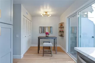 Photo #2: OC23123092 Listing