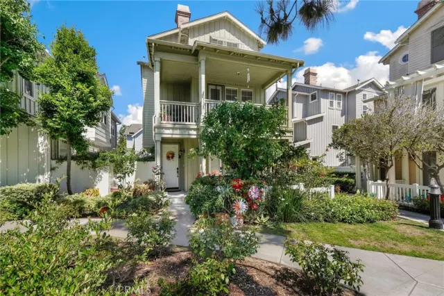 MLS: OC23123469 Condo For Sale