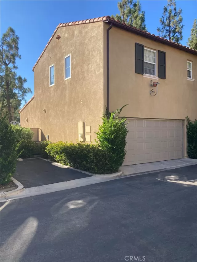 MLS: OC23123486 Condo For Sale