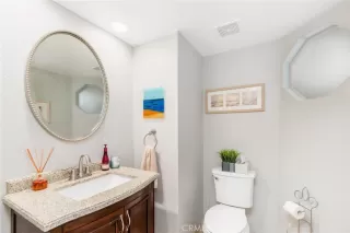 Photo #3: OC23123517 Listing 