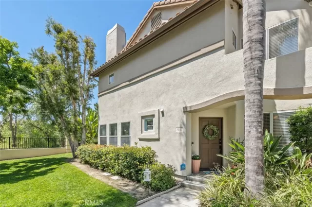 MLS: OC23123926 Condo For Sale