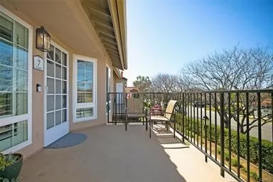 MLS: OC23123992 Condo For Sale