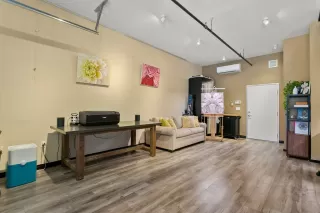 Photo #2: OC23124125 Listing 