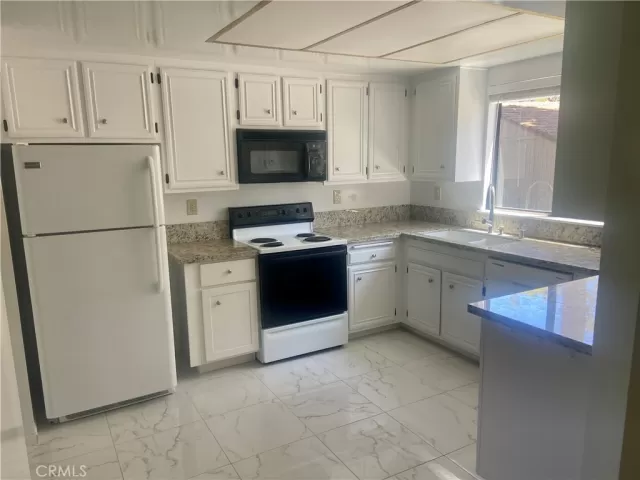 MLS: OC23124207 Condo For Sale