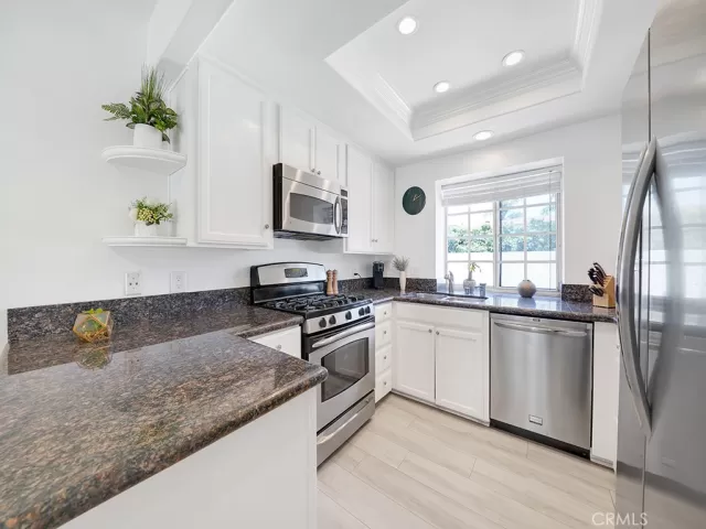 MLS: OC23124275 Condo For Sale