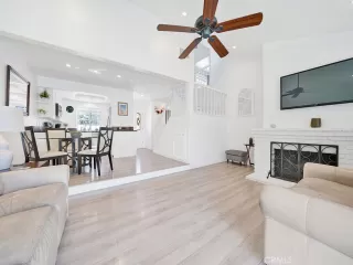 Photo #3: OC23124275 Listing 