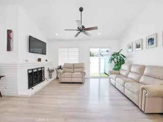 Photo #6: OC23124275 Listing 